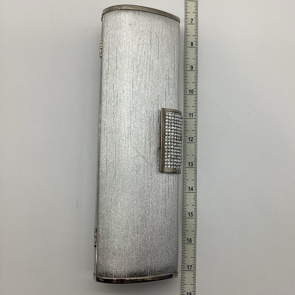2148. Elegant Silver & Diamond Cylinder Clutch NWOT - Picture 4 of 5